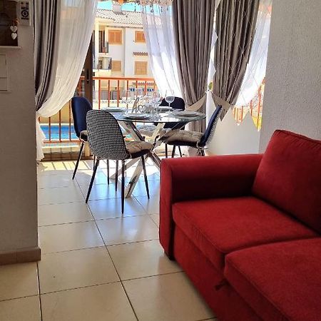 Sunny Apartament Near La Mata Beach تورّيفيِخا المظهر الخارجي الصورة